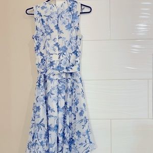 Calvin Klein dress NWOT sz 8 blue white floral
